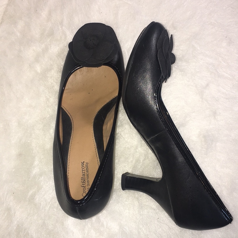 Croft & Barrow 3 Inch Matte Black Flower Heels